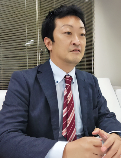 法人事業本部 ソリューション営業二部 部長 吉田 寛之 写真